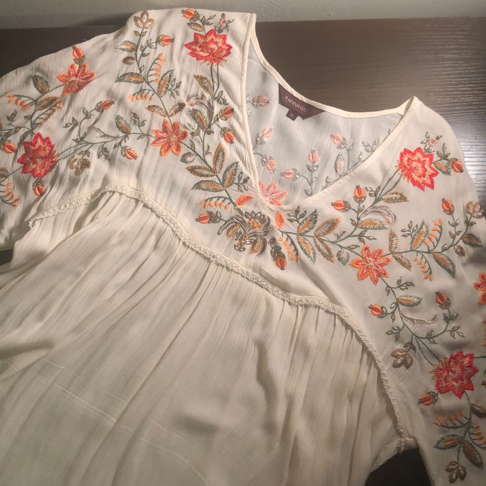 Anthropologie embroidered blouse